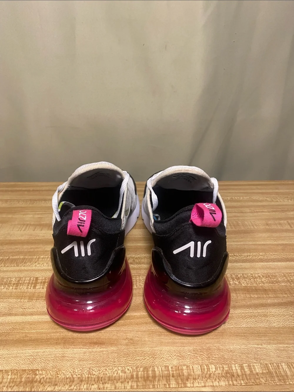 Nike Air Max 270 White Volt Laser Fuchsia Black Shoes Mens 9